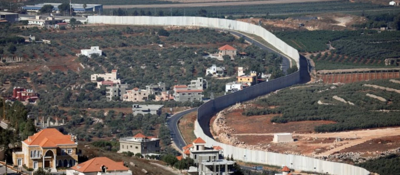 Ένταση στο Λίβανο - Βομβαρδισμός με οβίδες φωσφόρου από το Ισραήλ σε χωριά κοντά στα σύνορα